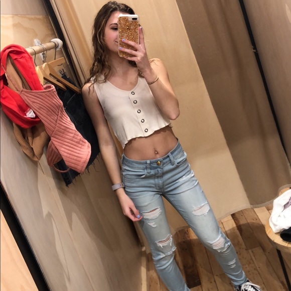 Meet your Posher, Claire - Picture 1 of 1